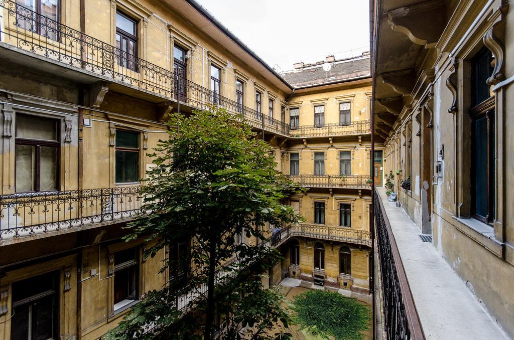 Basil Apartment Budapest Exteriör bild