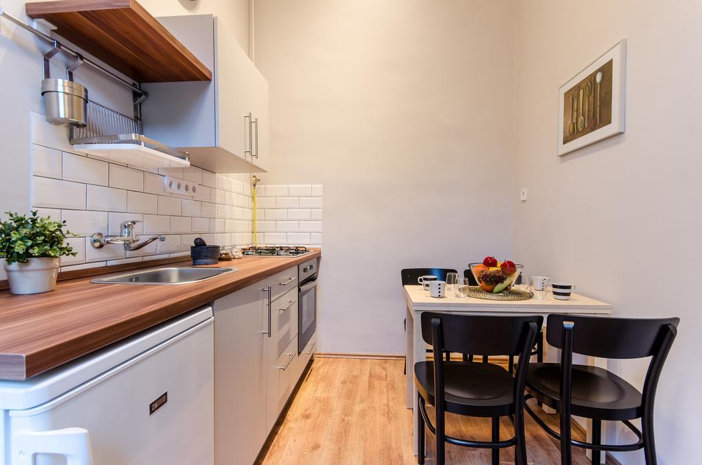 Basil Apartment Budapest Exteriör bild